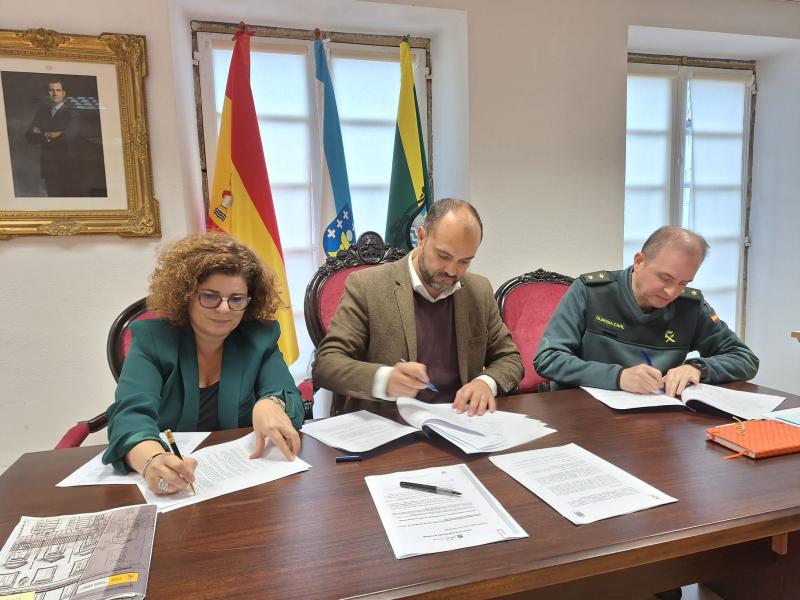 Pontedeume signatura el protocol d'adhesió al sistema Viogen per a la protecció de les dones víctimes de violència de gènere