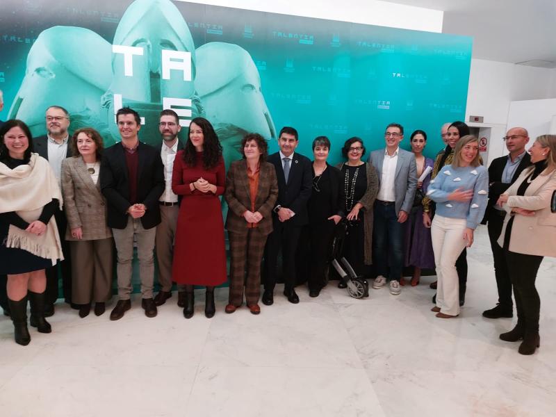 Pedro Blanco reafirma l'aposta del Govern per l'eliminació de la bretxa digital entre la Galícia urbana i la rural amb 180M€ per a portar banda ampla a 240.000 famílies i estendre el 5G