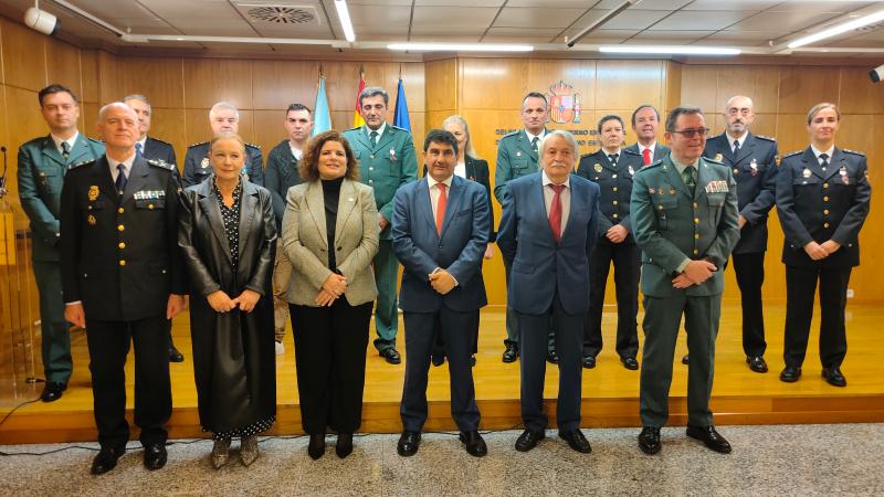 Pedro Blanco enalteix als condecorats i condecorades enguany amb les medalles al Mèrit de la Protecció Civil i del Mèrit Civil com a exemples de la “Galícia Heroica”