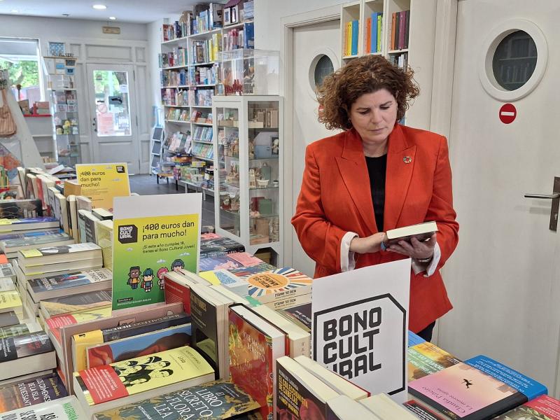 María Rivas trasllada als alcaldes i alcaldesses de la província una comunicació per a fomentar entre la joventut la sol·licitud del Bono Cultural Joven