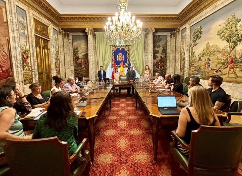 Associacions i entitats especialitzades en matèria d'estrangeria acudeixen a la reunió sectorial de la Delegació del Govern