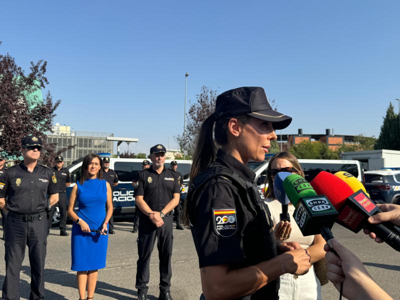 La subdelegada assisteix a la presentació del dispositiu de Policia Nacional per a les festes d'Alcalá de Henares