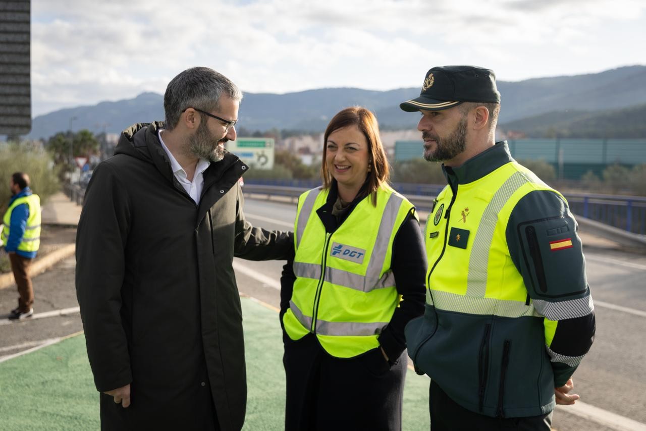 Lucas, durant la visita a la Comissaria
