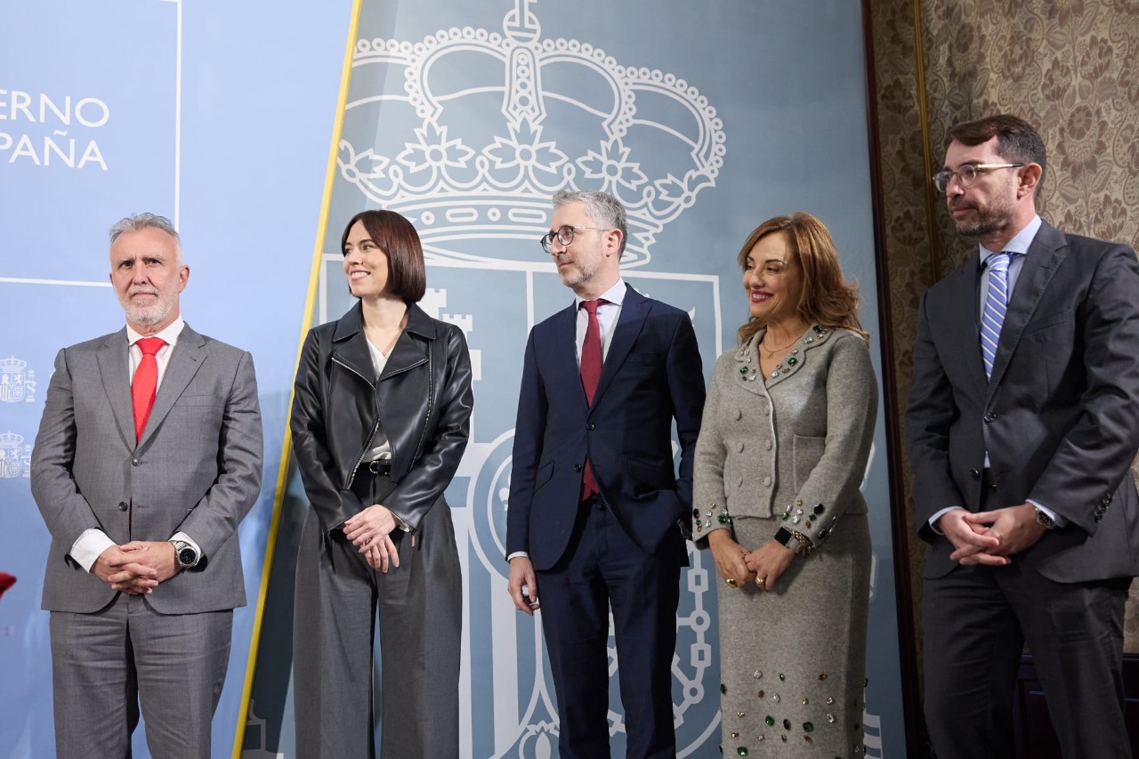 Presa de possessió dels nous alts càrrecs nomenats en el departament