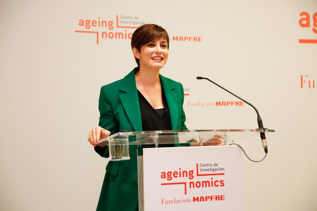 Isabel Rodríguez: “L'Estat del benestar és una conquesta de tots, malgrat els discursos per a desmantellar-lo o rebaixar els ingressos públics sense explicar on retallem”